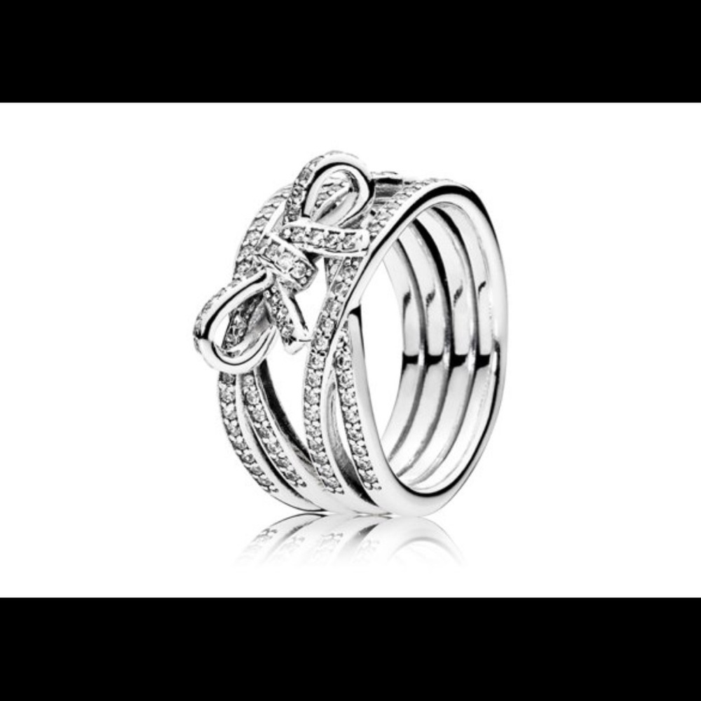 Pandora size 54 (7) Bow Ring